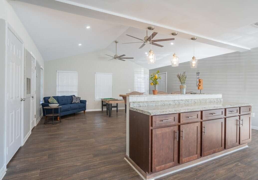 Riverwood Park Apartments in Rome, GA - Foto de edificio
