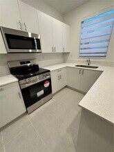 2889 SE 25th Ave in Homestead, FL - Building Photo - Building Photo