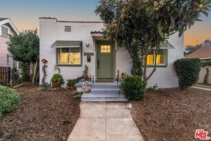 4914 Malta St in Los Angeles, CA - Building Photo