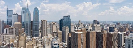 1500 Locust St, Unit 1B-2618 in Philadelphia, PA - Building Photo - Building Photo