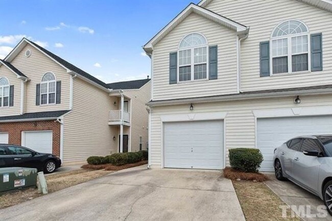 2120 Persimmon Ridge Dr in Raleigh, NC - Building Photo - Building Photo