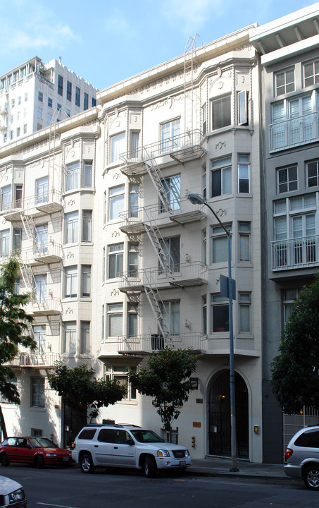 535 Leavenworth in San Francisco, CA - Building Photo