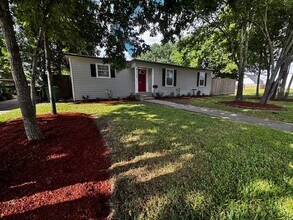 4702 Winfree Dr in Houston, TX - Building Photo - Building Photo