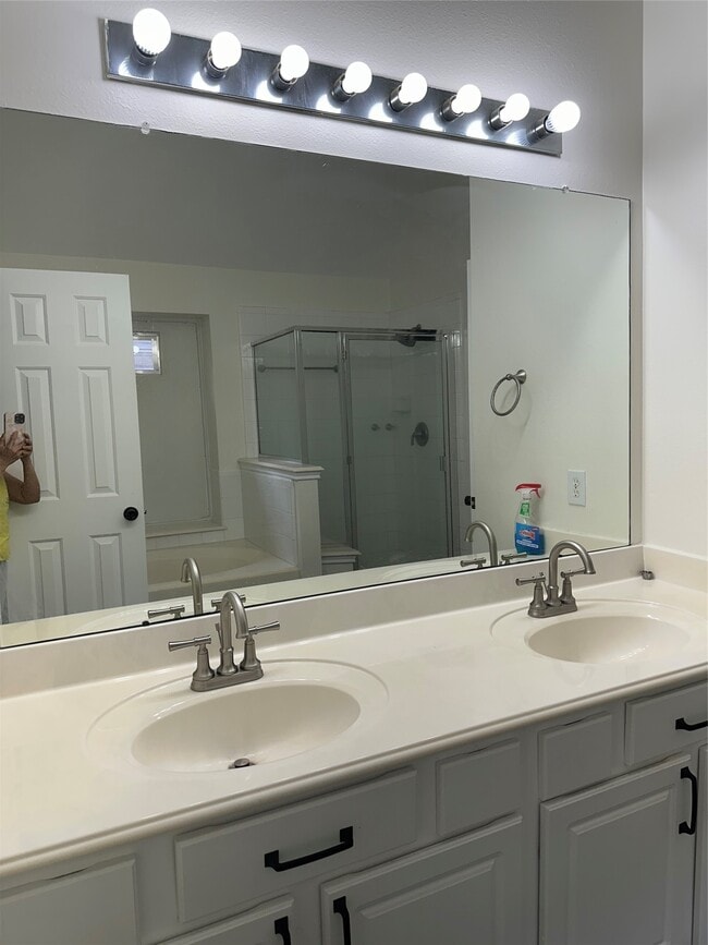 11158 Riverbank Ridge Ln in Houston, TX - Building Photo - Building Photo