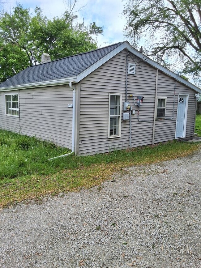 property at 1207 1/2 S 12th St