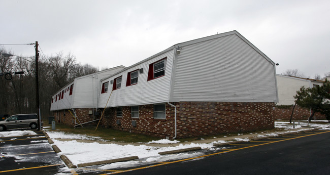 Woodcrest Apartments in Westville, NJ - Building Photo - Building Photo