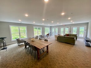 5 Cherry Brook Rd in Canton, CT - Building Photo - Building Photo