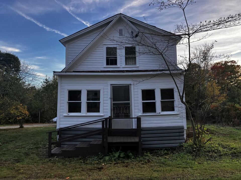 6545 VT-30 in Townshend, VT - Building Photo