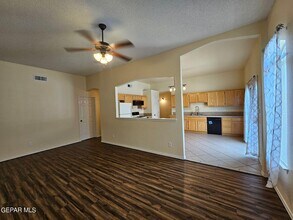 10909 Northview Dr in El Paso, TX - Building Photo - Building Photo