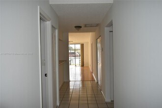 1235 NW 122nd Terrace in Pembroke Pines, FL - Building Photo - Building Photo