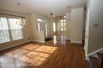 86 Banyan Blvd in Holmdel, NJ - Building Photo - Building Photo