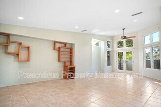 929 Olive Ave in Coronado, CA - Building Photo - Building Photo