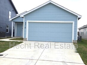 9216 St Jerome in New Berlin, TX - Building Photo - Building Photo