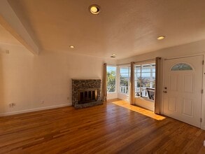 1968 Manchester Rd in San Leandro, CA - Building Photo - Building Photo