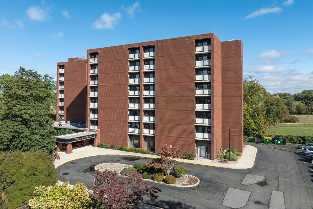 Rohrer Tower II in Haddonfield, NJ - Building Photo