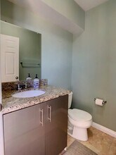 995 Figueroa Terrace in Los Angeles, CA - Building Photo - Building Photo