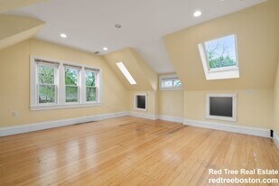11 Elko St, Unit 2 in Boston, MA - Building Photo