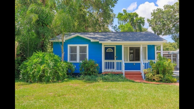 1221 E Flora St in Tampa, FL - Foto de edificio - Building Photo