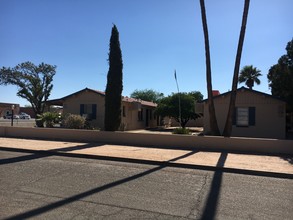 1701 N. Village Drive Apartments in Tucson, AZ - Building Photo - Other