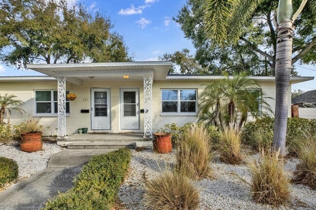 109 12th Ave N in St. Petersburg, FL - Building Photo - Building Photo