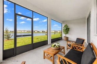 1586 Criswell Ln SE in Palm Bay, FL - Building Photo - Building Photo