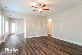 1380 Woodridge Pl in Gardendale, AL - Foto de edificio - Building Photo