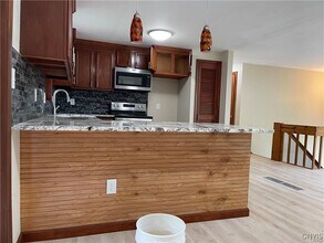 134 Sunhill Terrace in Syracuse, NY - Building Photo - Building Photo