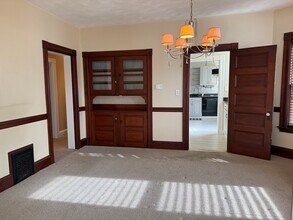 38 Russell St in Malden, MA - Building Photo - Building Photo