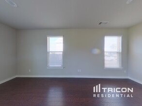 6028 Sentinel Dr in Spring Hill, TN - Building Photo - Building Photo