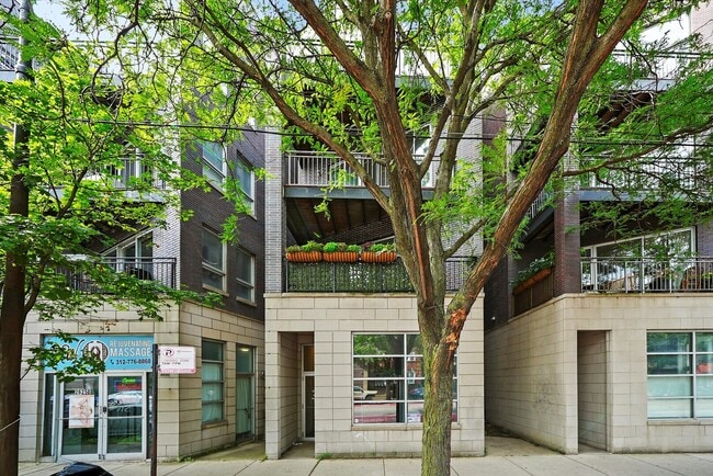 2629 W Chicago Ave in Chicago, IL - Building Photo - Building Photo