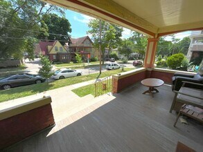 30 Lathrop St in Madison, WI - Building Photo - Building Photo