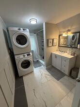 350 Dorchester St, Unit 1 in Boston, MA - Building Photo - Building Photo