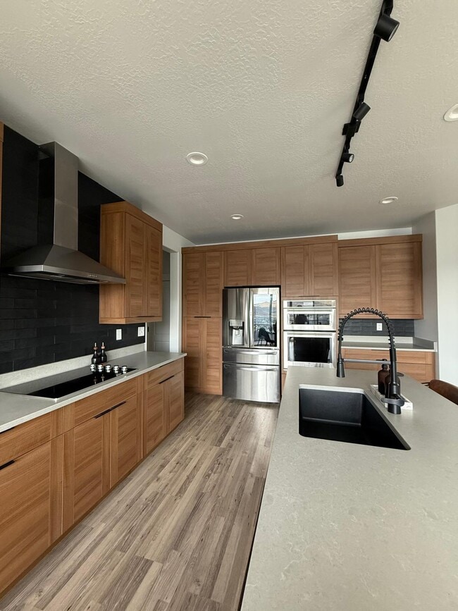 property at 1743 Olympus Dr