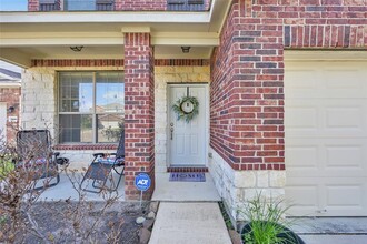 15422 Key Crest Ln in Cypress, TX - Foto de edificio - Building Photo