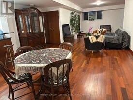 21 Hilldowntree Rd in Toronto, ON - Building Photo