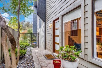 3526 Routh St in Dallas, TX - Building Photo - Building Photo