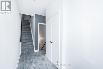 522-522 Crescendo Private in Ottawa, ON - Building Photo - Building Photo