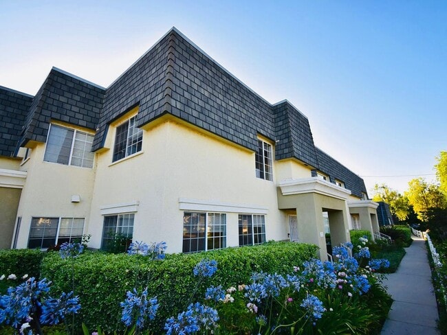 property at 6501 Vanalden Ave