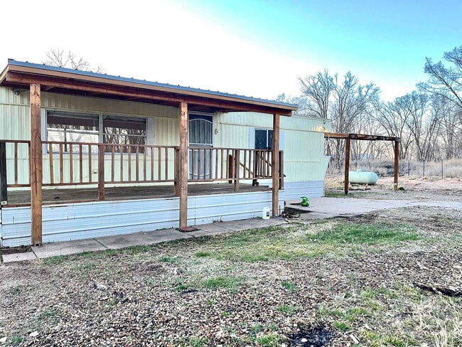 39 3 Cross Ln in Los Lunas, NM - Building Photo - Building Photo