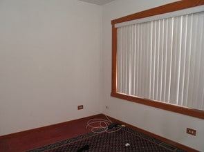 West Garfield Chicago 3 unit Income Bldg in Chicago, IL - Building Photo - Interior Photo