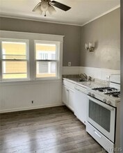 296 Sterling Ave in Buffalo, NY - Building Photo - Building Photo