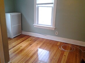 826 Myrtle Ave in Albany, NY - Building Photo - Building Photo