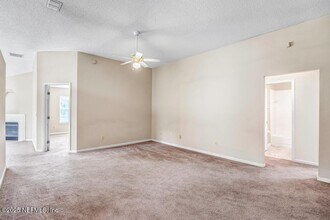 12895 Bentwater Dr in Jacksonville, FL - Building Photo - Building Photo