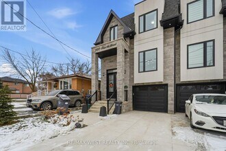 922 Fourth St in Mississauga, ON - Building Photo - Building Photo