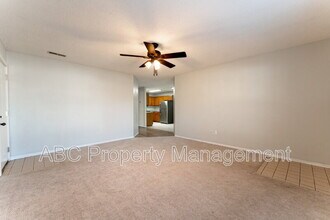 5803 Samantha St in Fayetteville, AR - Building Photo - Building Photo