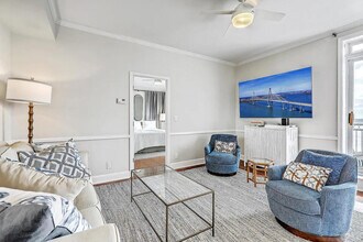 14 Murray Blvd in Charleston, SC - Building Photo - Building Photo