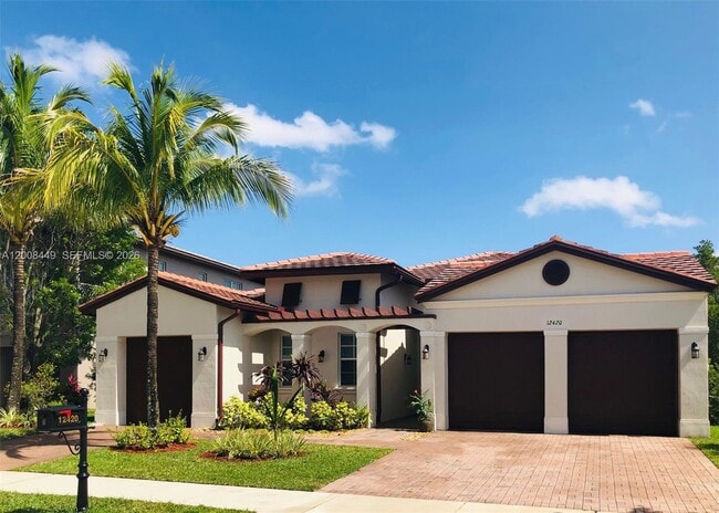 property at 12420 NW 81st St
