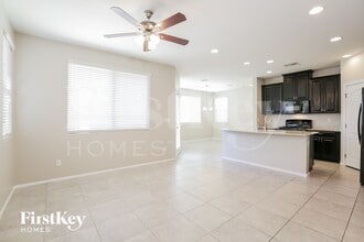 867 Earth Luster Rd in Las Vegas, NV - Building Photo - Building Photo