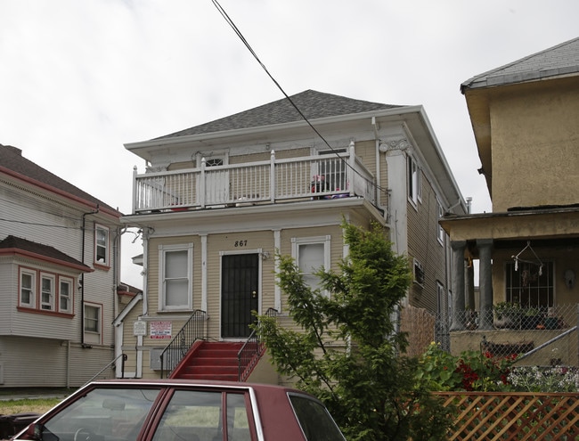 867 37th St in Emeryville, CA - Foto de edificio - Building Photo