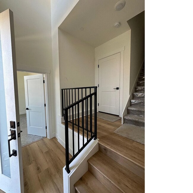 property at 20116 61st Pl W